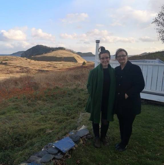 Meet your Posher, Mallory - Picture 1 of 1